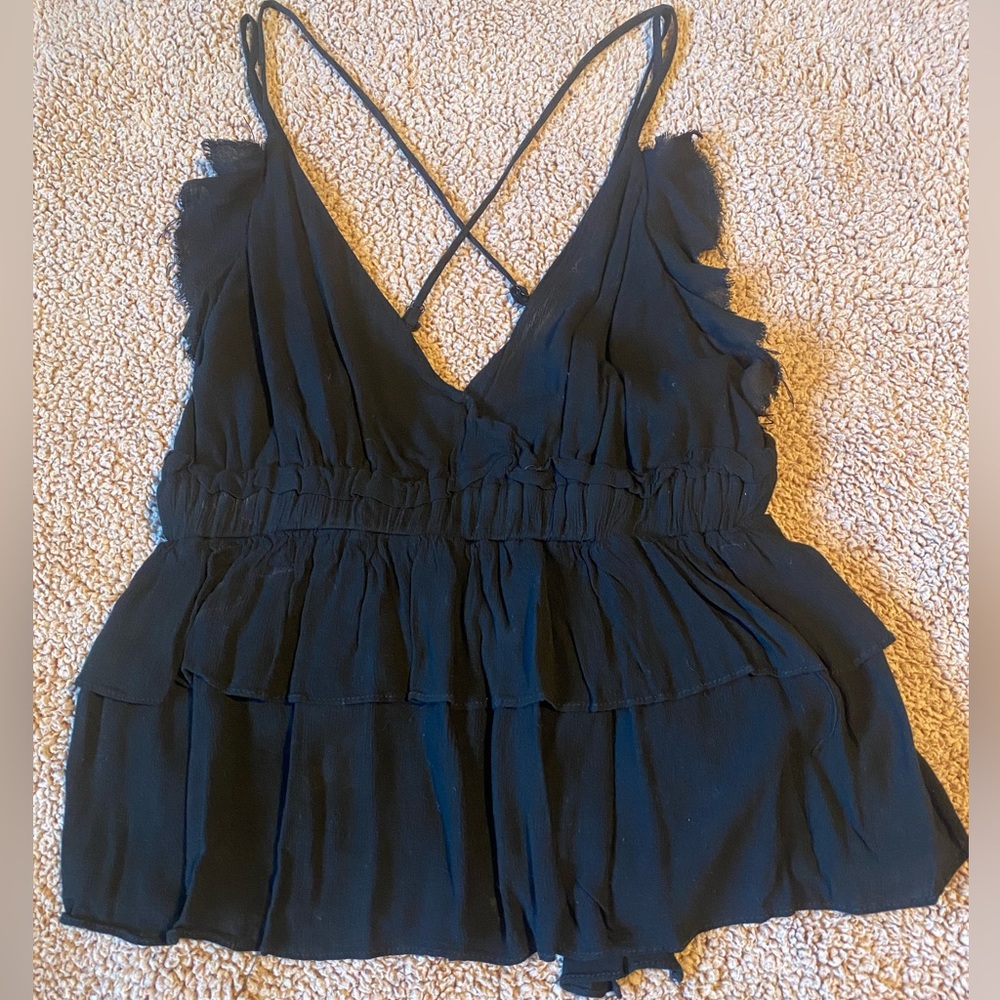 Black detailed cropped top